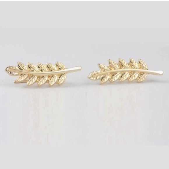 NWT GOLD LEAF MINIMALIST CLIMBER EARRINGS - Picture 2 of 2